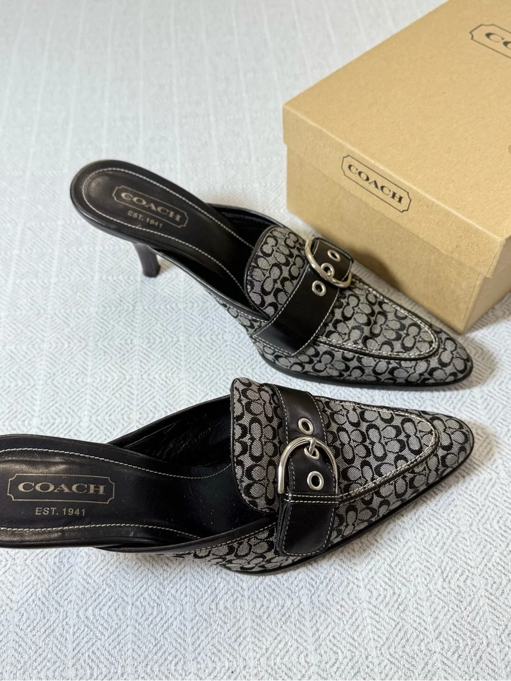 Vintage Coach Logo Canvas Mules Kitten Heels Pointy Toe Buckled with box 8 1/2